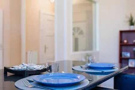 Charming Flat In The Center Апартаменты Будапешт