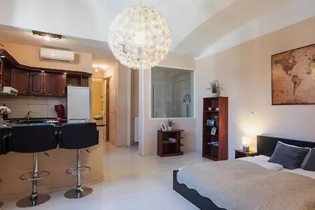 Charming Flat In The Center