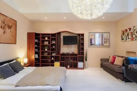 Apartamento Charming Flat In The Center *